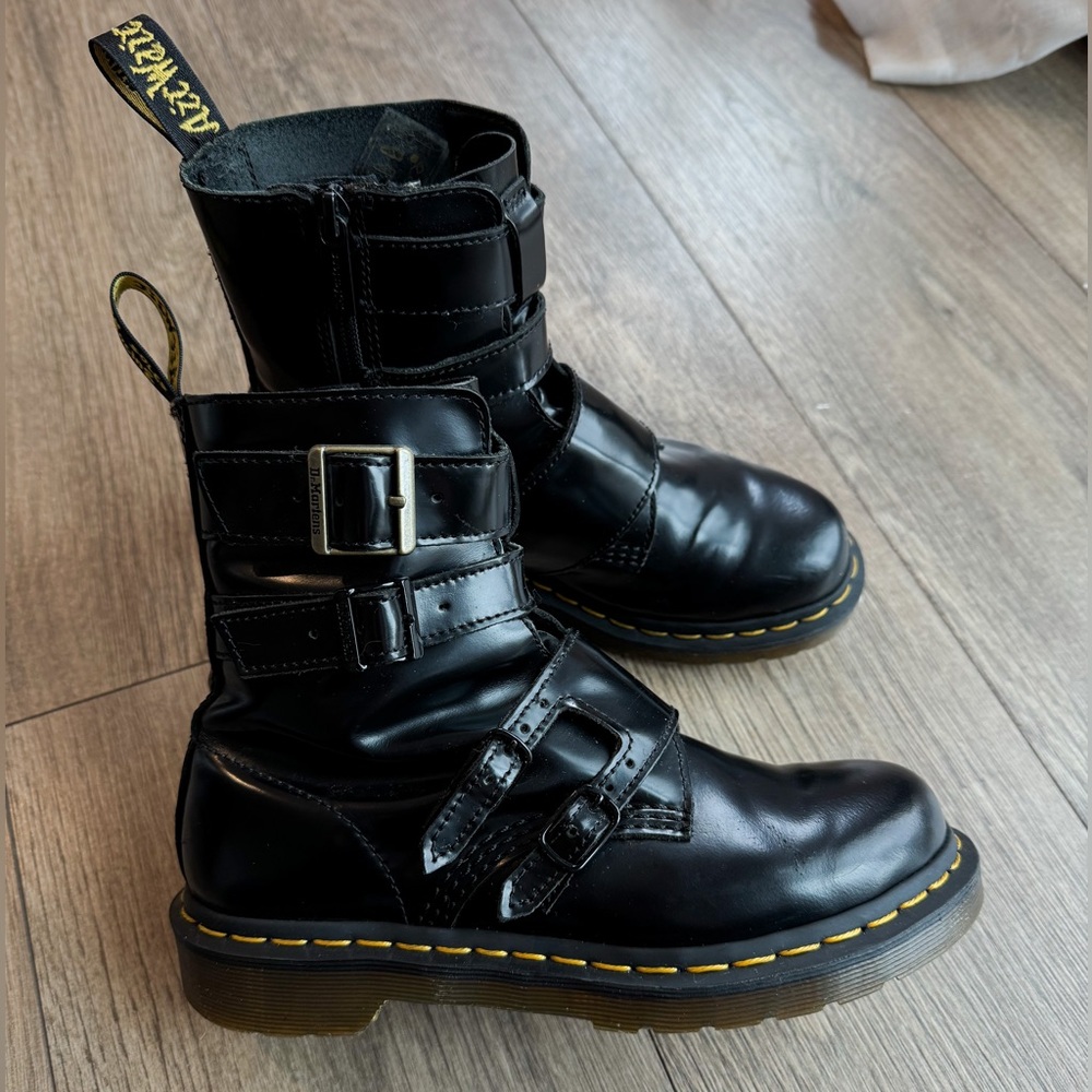 Dr Martens Blake |I Women's Boot US L6 UK 4
EU 37